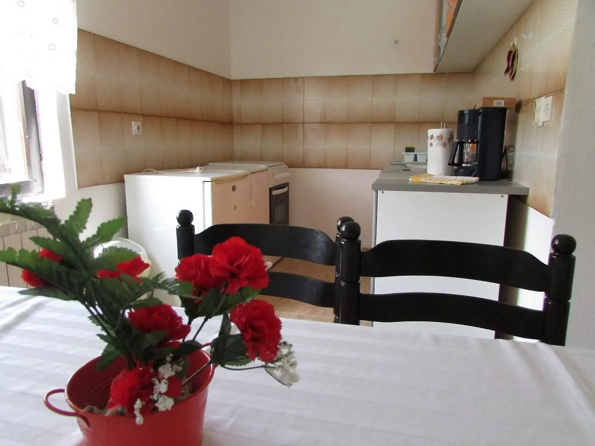 Mirela House With Apartment Umag