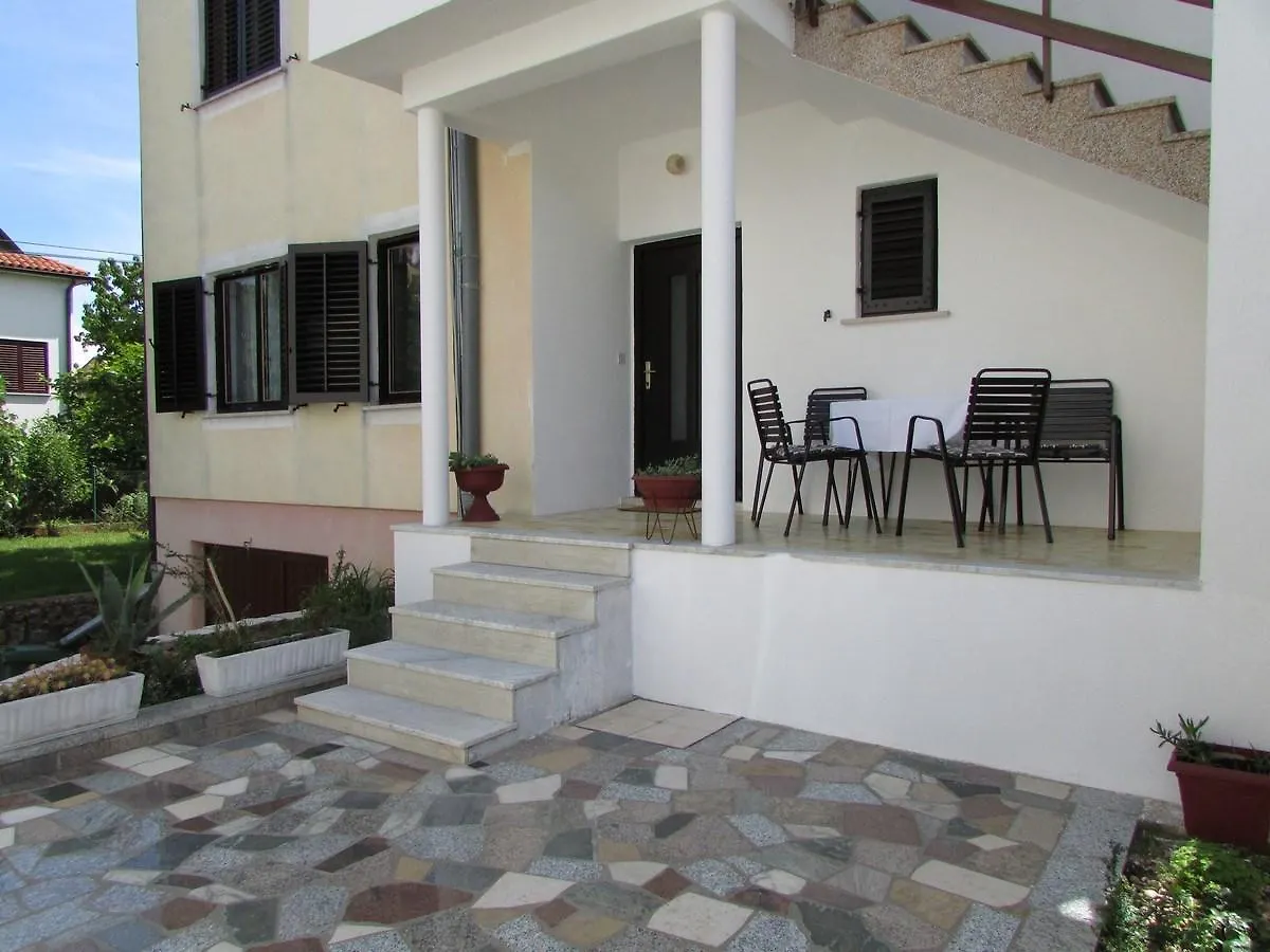 Mirela House With Apartment Umag